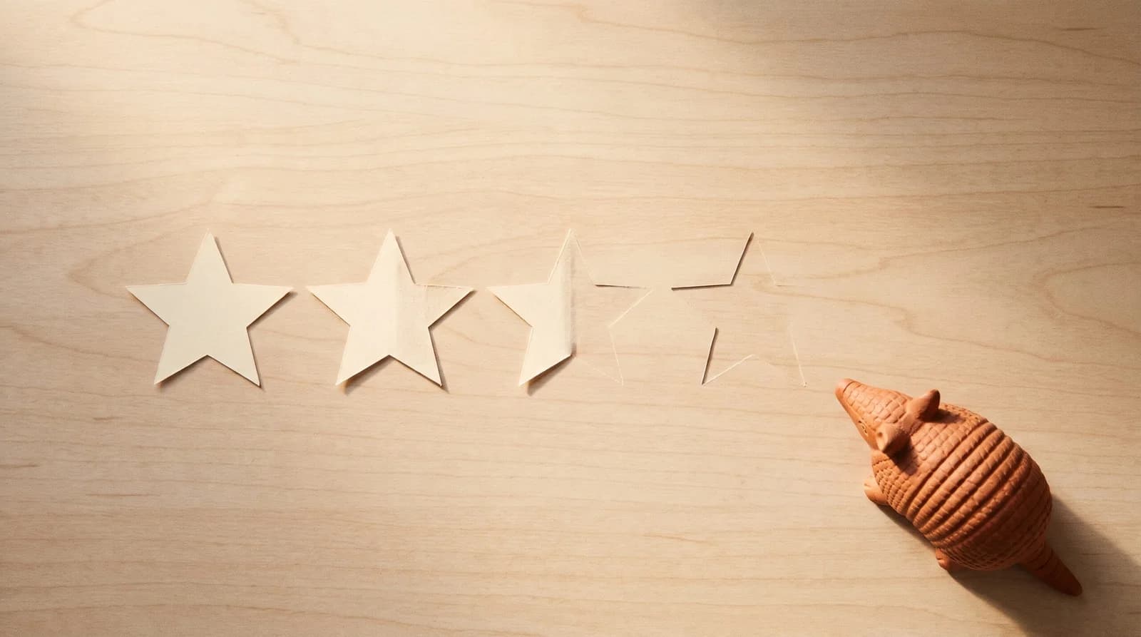 SaaS B2B na IA: 18 de 32 dos mais avaliados nunca aparecem